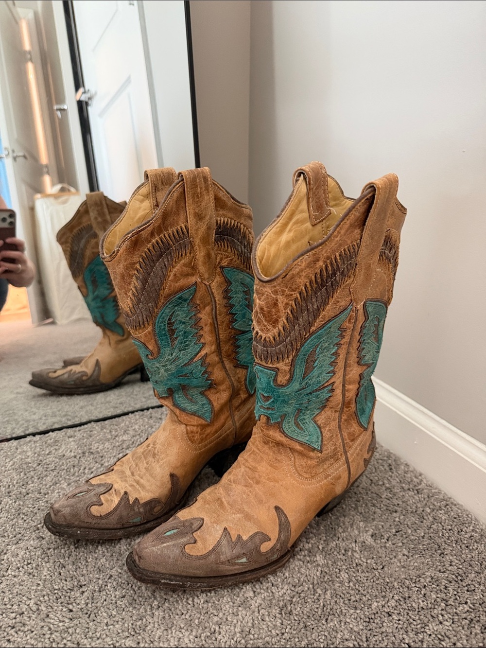 Turquoise Accent Tan Leather Cowboy Boots
